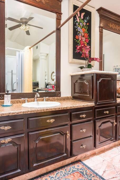 Entire Second Flr - Santa Monica Luxury Roman Villa Los Angeles Zewnętrze zdjęcie